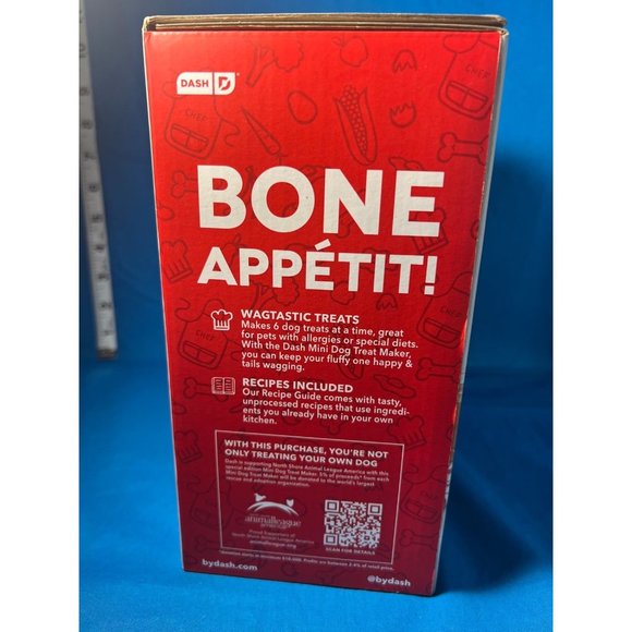 Dash Mini Dog Treat Maker Electric 6 Treats Recipe Guide Included New - Picture 4 of 5